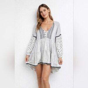 ZARA Embroidered, Black And White, Size Small